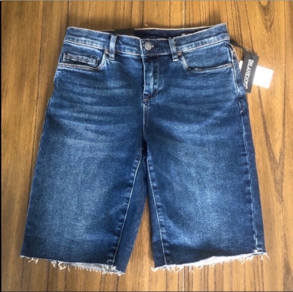 NEW! With tags! Blank NYC cutoff shorts size 28